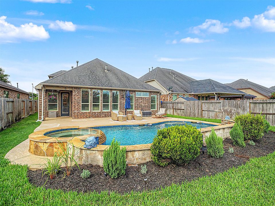 1st image of 27234 Aspen Falls Ln