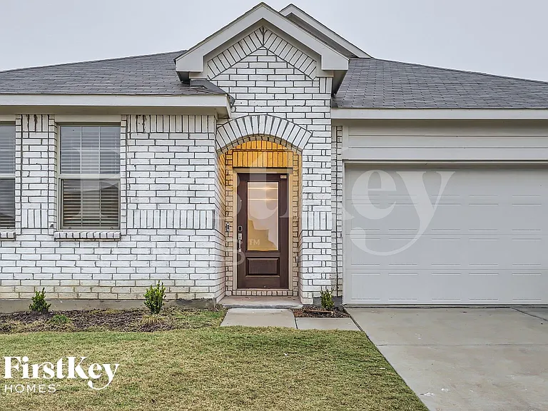 5233 Rockrose Ln — Photo 3