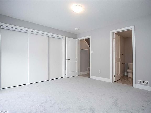 4th image of 2048 Meadowgate Blvd