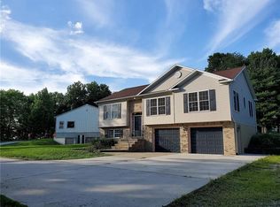 162 Brickyard Hill Rd, Ruffs Dale, PA 15679