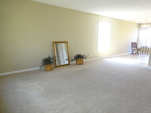 2nd image of 2S210 Sanchez Dr