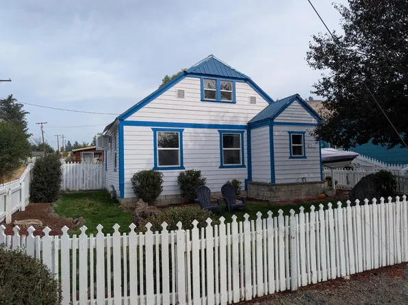 5215 Peggy Ave, Klamath Falls, OR 97601
