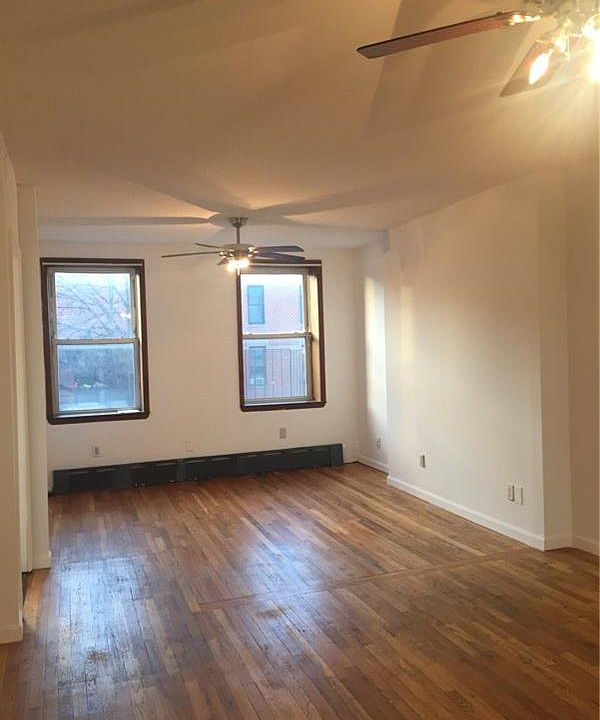 1st image of 257 Columbia St #1