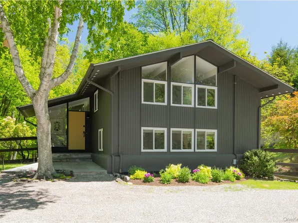 5 S Bedford Road, Pound Ridge, NY 10576