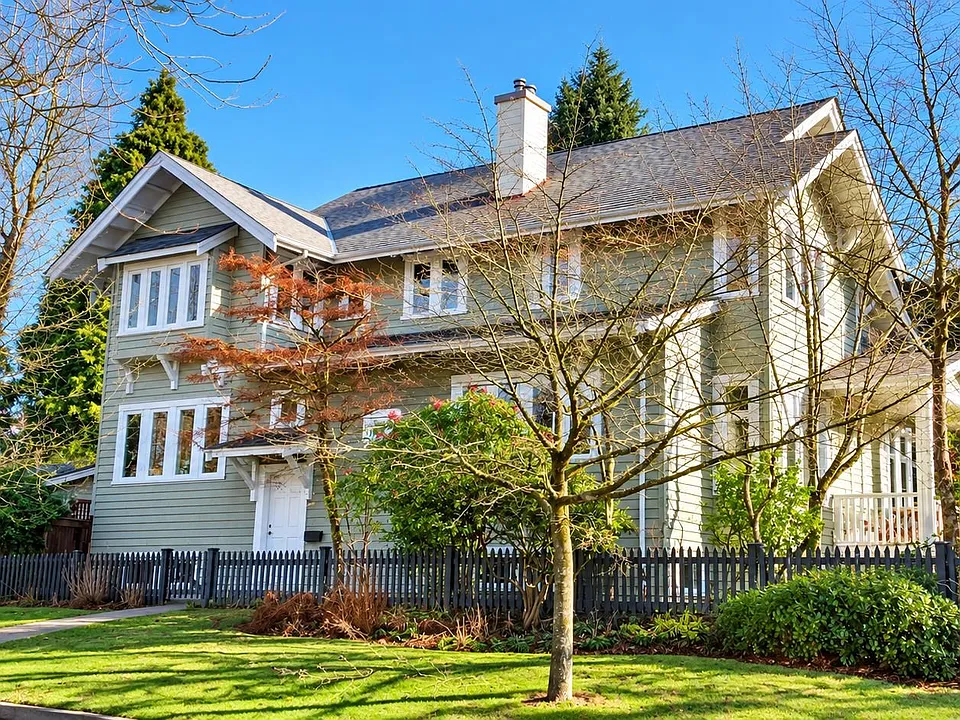 2491 W 14th Ave