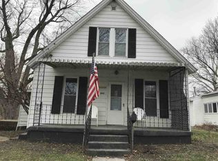 860 S McArthur St, Macomb, IL 61455