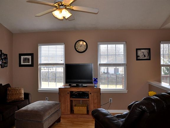 3rd image of 4587 S Sandpiper Dr
