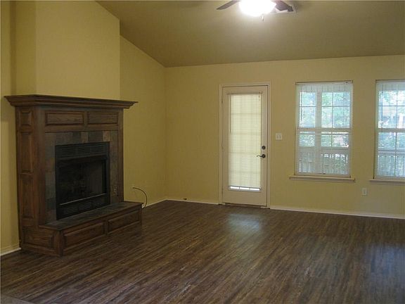2nd image of 3 Ponton Cir