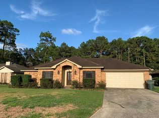 6680 Hackberry Dr, Beaumont, TX 77708