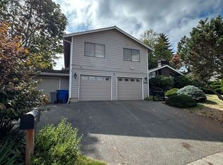 15123 SE 48th Dr, Bellevue, WA 98006