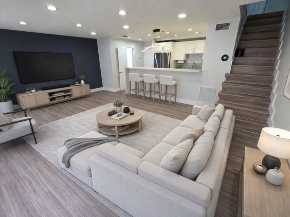 1305 W 53rd St APT 416