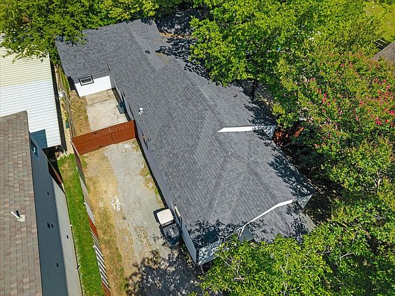 5th image of 548 Ezekial Ave