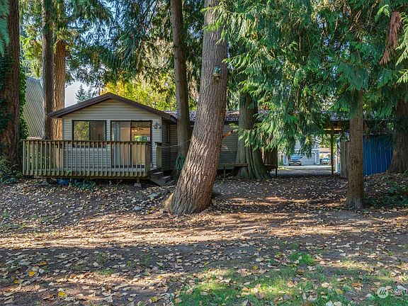 3rd image of 11311 184th Drive NE