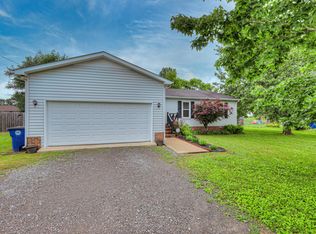 206 Russell St, Shelbyville, TN 37160