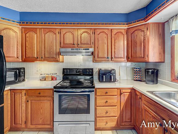 3rd image of 7367 S 108th Ave