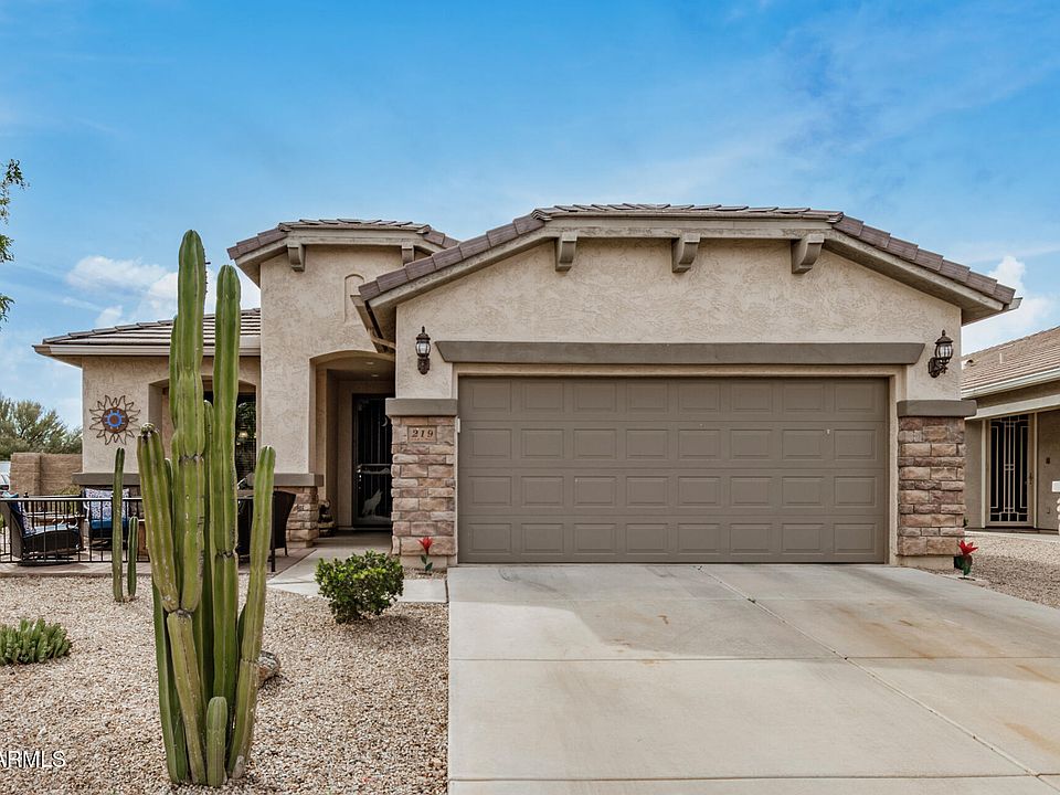 1st image of 219 W CANYON Way