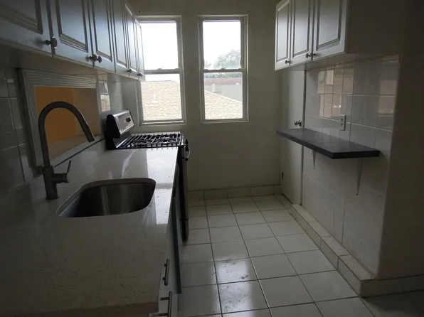 124 Prospect Pl Floor 3, Rutherford, NJ 07070