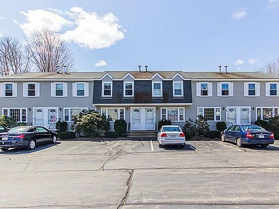 2nd image of 62 Grant St #62