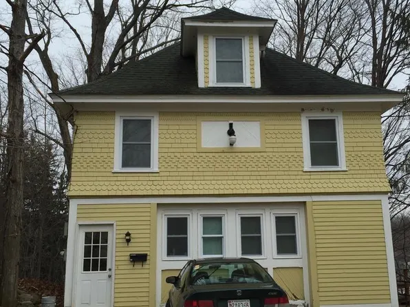 25 Main St Unit 2C, Pittsfield, NH 03263