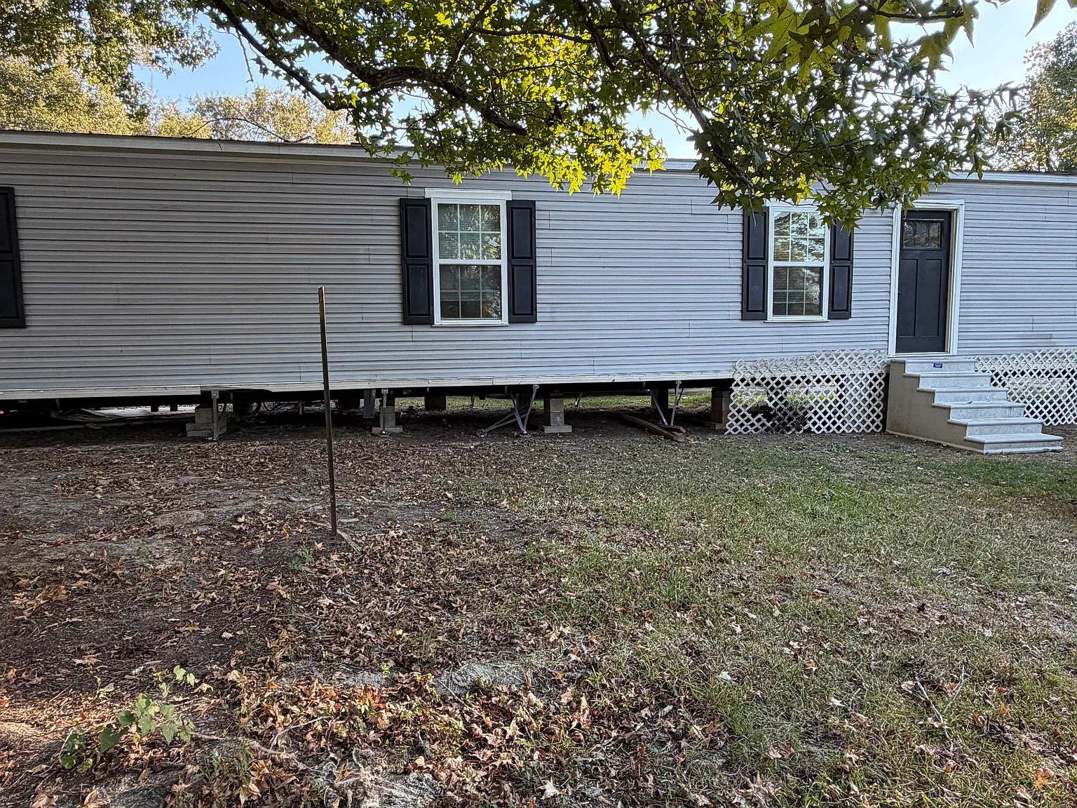 3 bed, 1280 sqft, $1,200 — Photo 2
