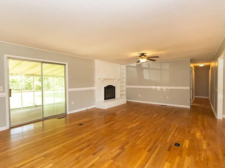 834 Kay Cir — Photo 6