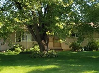 204 S 2nd Ave, Abbotsford, WI 54405