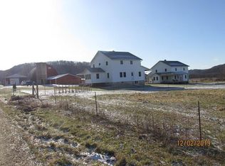 S7157 County Hwy S, Readstown, WI 54652