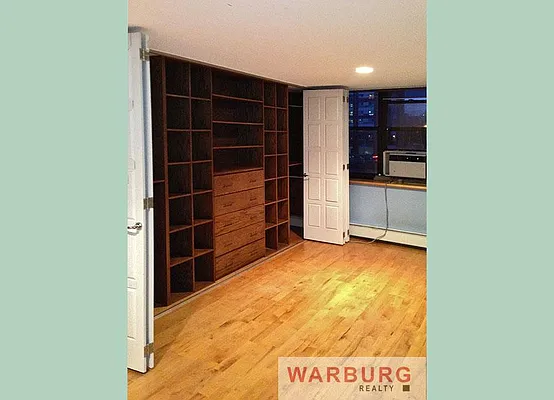 Rented by Warburg | media 5