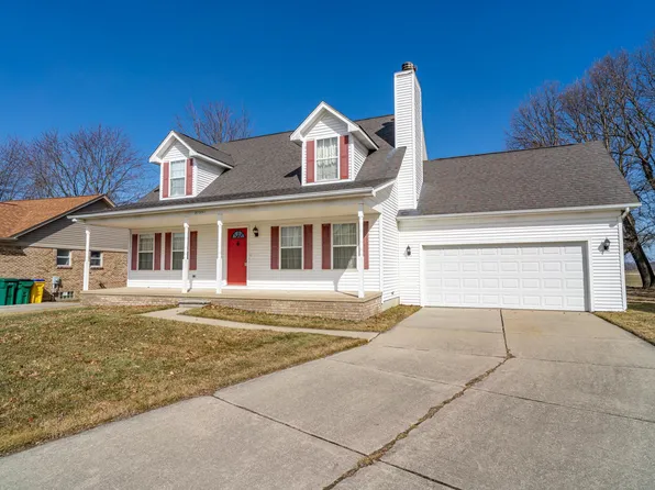 37331 Towering Oaks Dr, New Baltimore, MI 48047