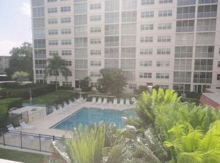 244 Saint Augustine Ave APT 304, Venice, FL 34285
