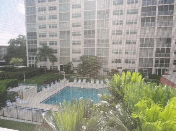 244 Saint Augustine Ave APT 304, Venice, FL 34285