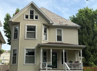 221 Oakwood Ave, Marietta, OH 45750