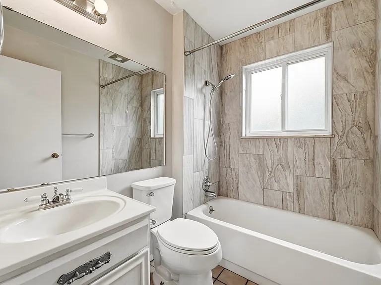 4935 Montebello Dr — Photo 13