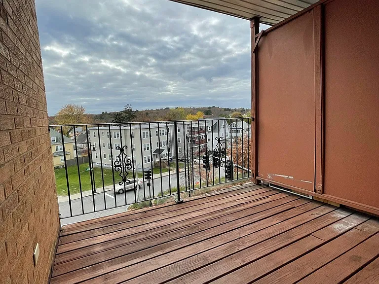731 River St — Photo 10