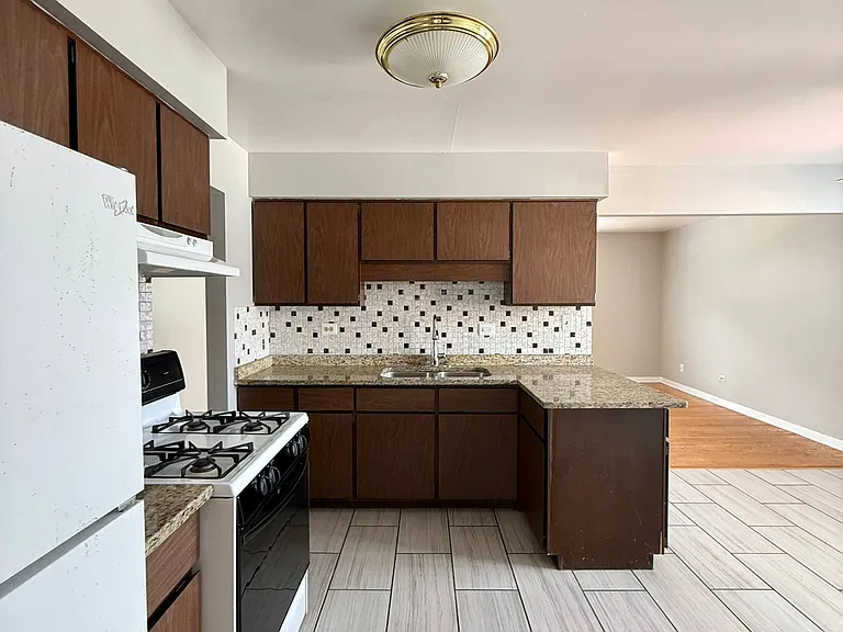 940 S Cora St #2S — Photo 3