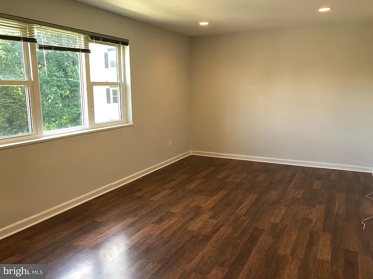 3049 Patrick Henry Dr #201 — Photo 4