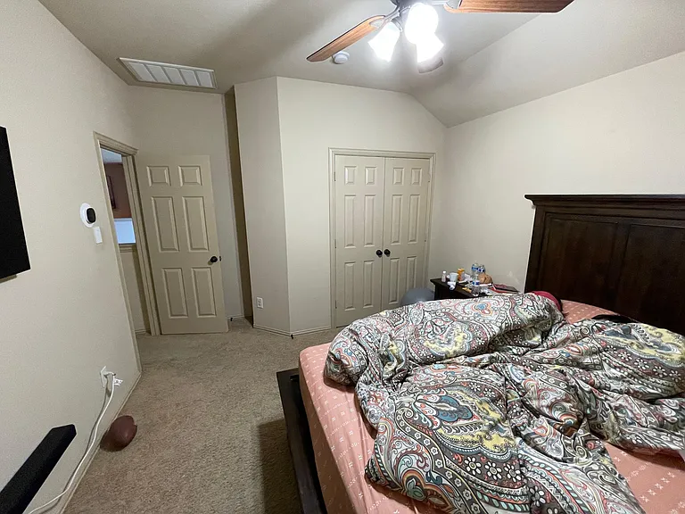 12812 Outlook Ave — Photo 19