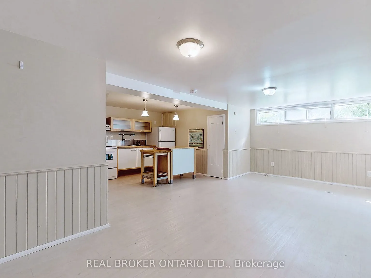 2 bed, $1,700 — Photo 2