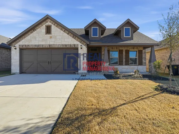 1907 Seminole Dr, Cleburne, TX 76033