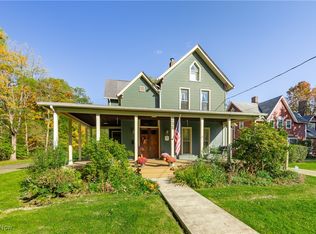 215 N Hambden St, Chardon, OH 44024