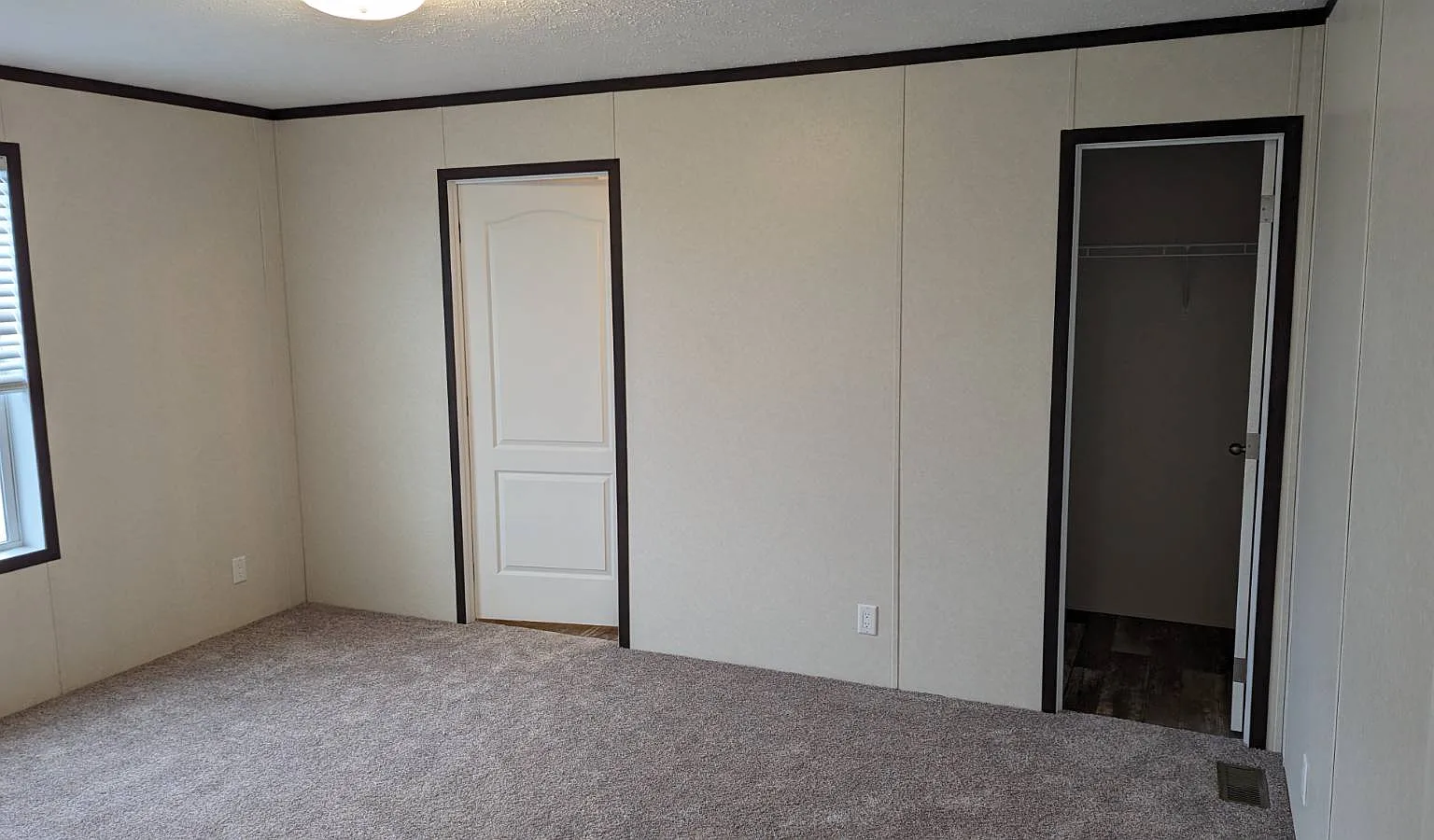 3 bed, 2.0 bath, $1,349 — Photo 2