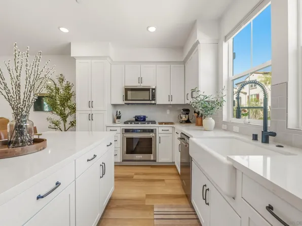 433 Jupiter Gln, Escondido, CA 92025