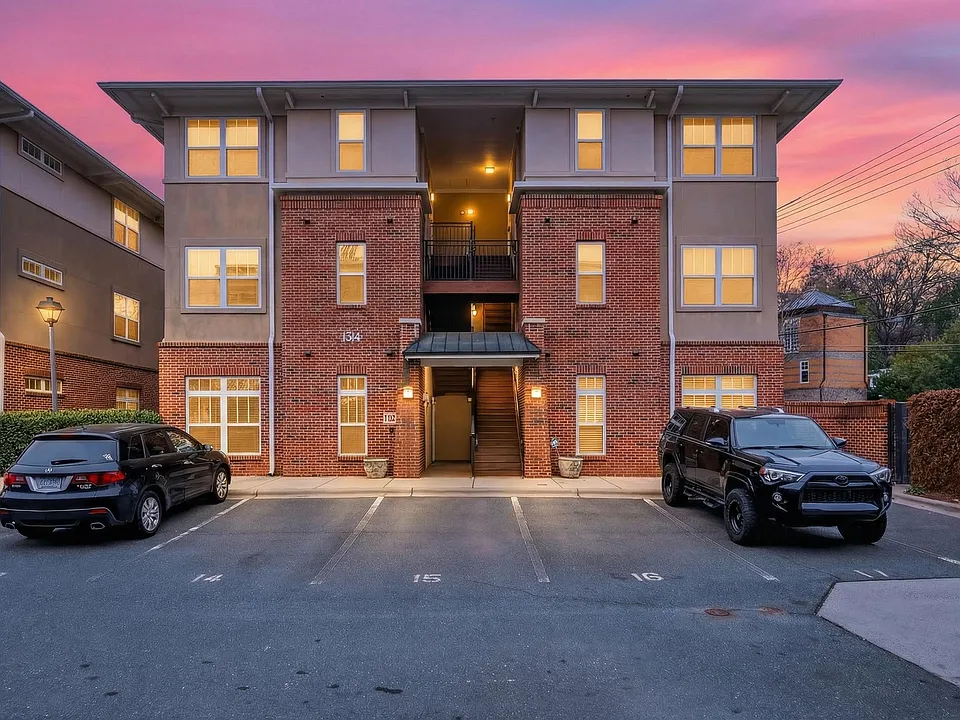 1306 Kenilworth Ave #312