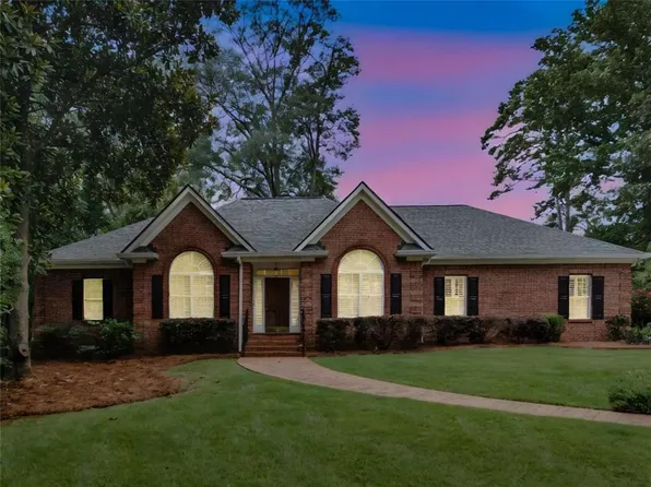 4182 Town Branch Ct SW, Covington, GA 30014