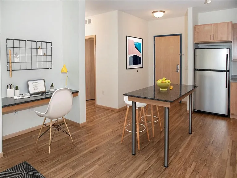 Third North Apartments — Photo 13