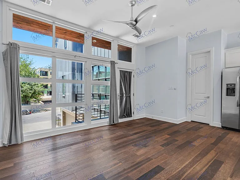 5202 Capitol Ave #1108 — Photo 9