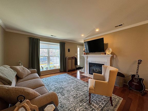 3rd image of 7701B Lexton Pl #26