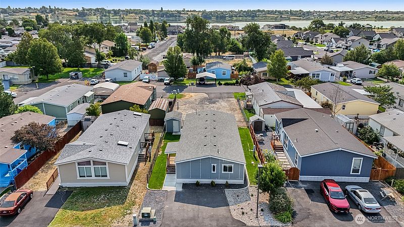 3rd image of 3211 W Wapato Drive #36
