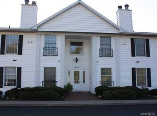 650 Youngs Rd APT A, Williamsville, NY 14221