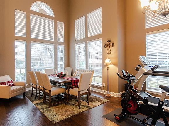 5th image of 1604 Birchmont Ln